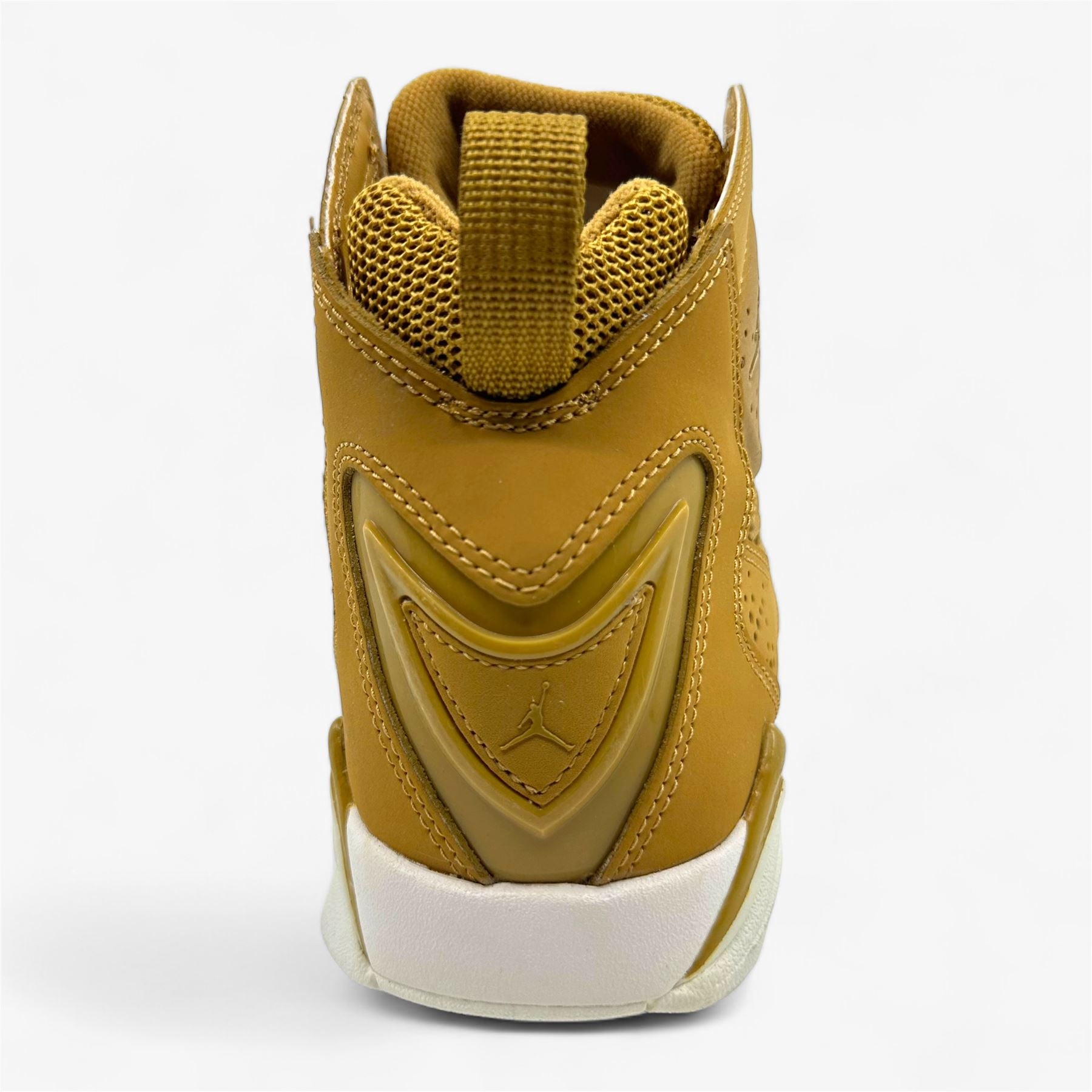 Jordan True Flight Golden Harvest Mens Athletic Sneaker