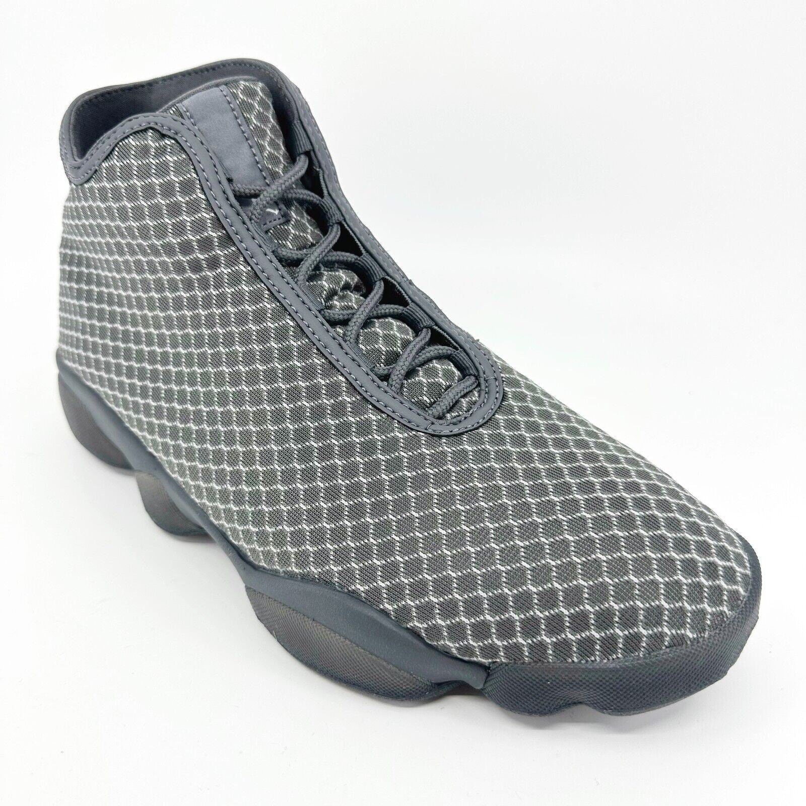 Jordan Horizon Wolf Grey White Dark Grey Mens Sneakers 823581 003