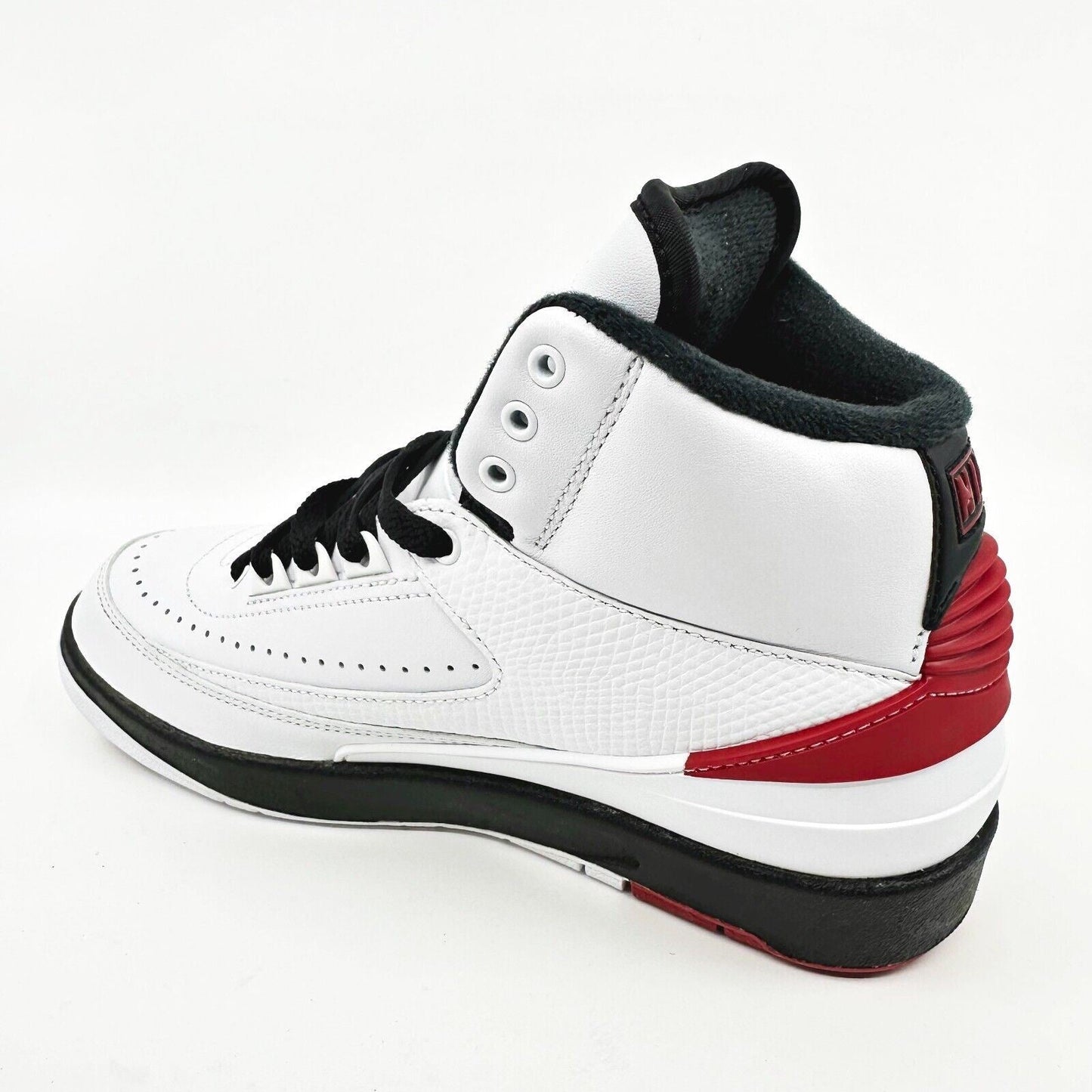 Nike Air Jordan 2 Retro White Varsity Red Black Womens Size 6.5 Sneakers