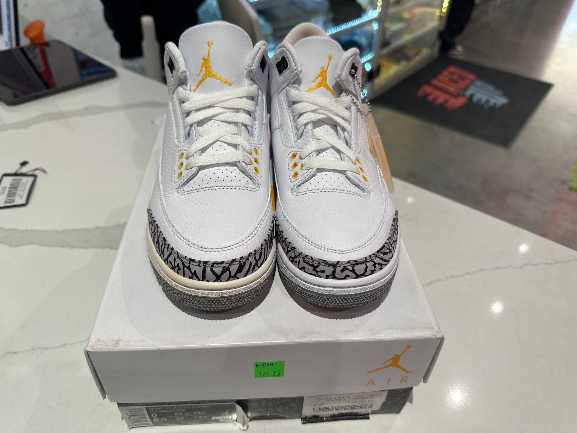 Jordan 3 Retro Laser Orange (Women's) Conditional