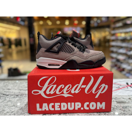 PRE OWNED Jordan 4 Retro Taupe Haze (GS) no box