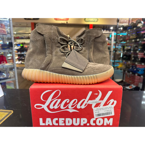 PRE OWNED adidas Yeezy Boost 750 Chocolate NO BOX