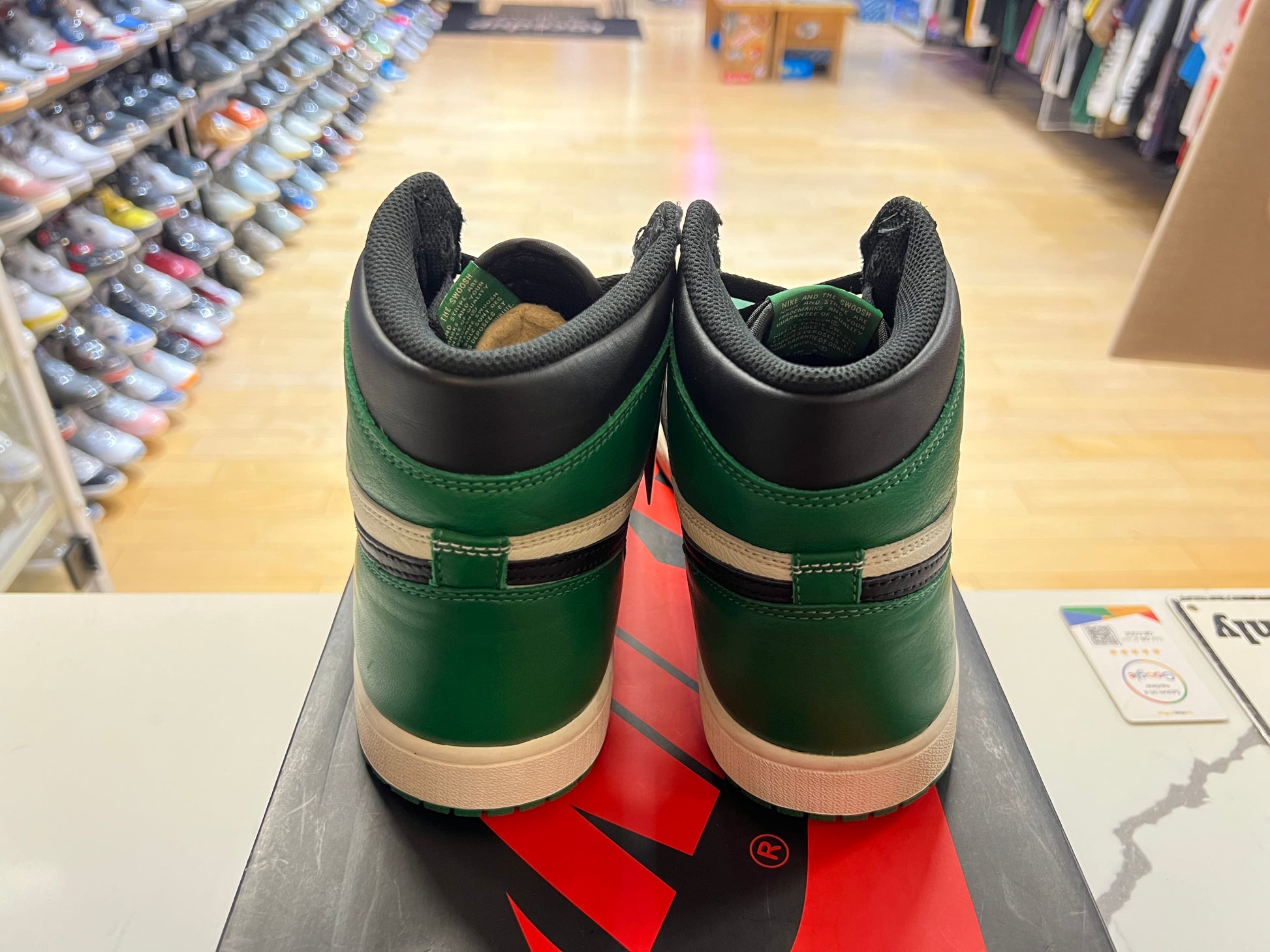 PRE OWNED Jordan 1 High “Pine Green”