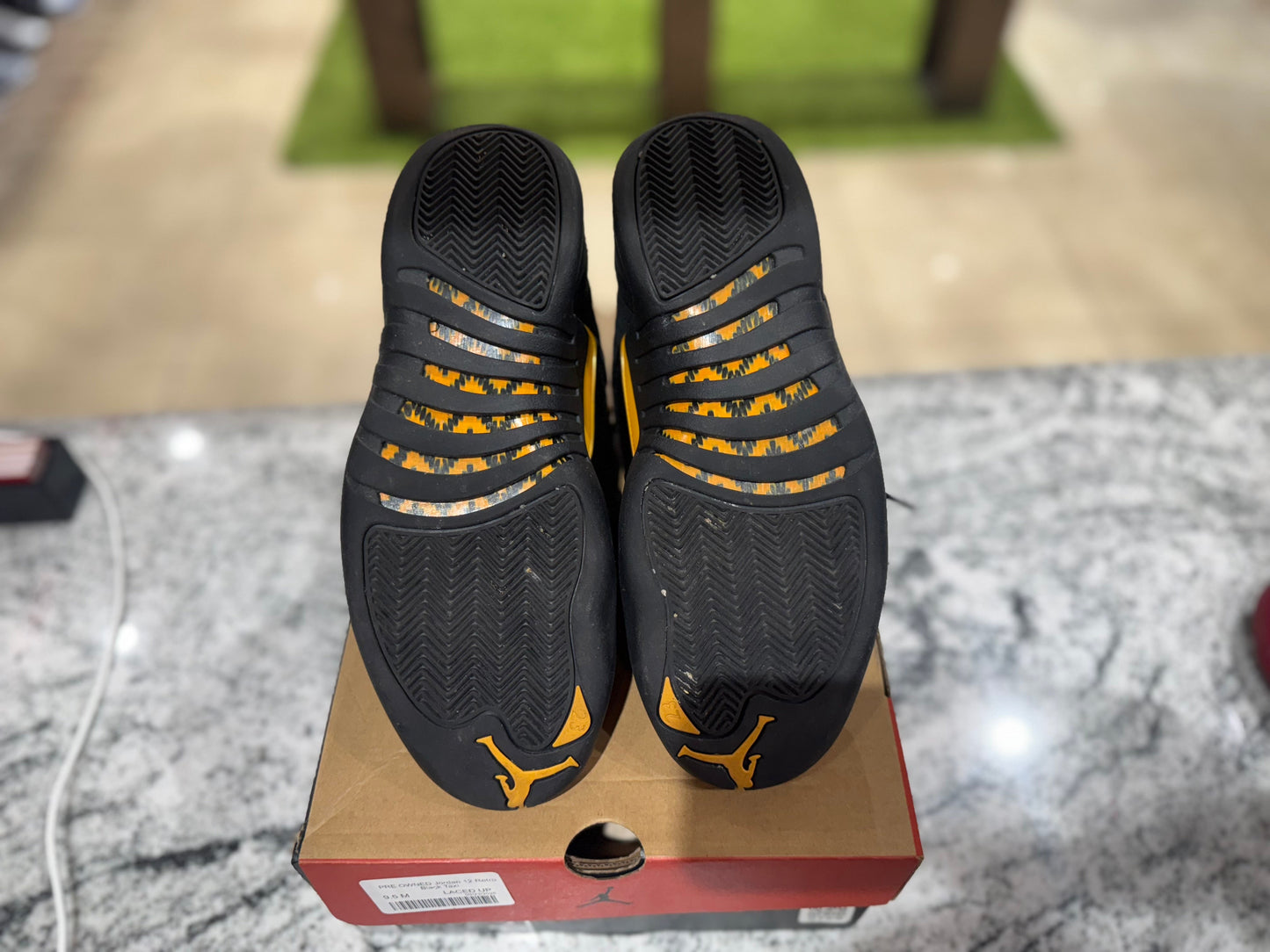 PRE OWNED Jordan 12 Retro Black Taxi