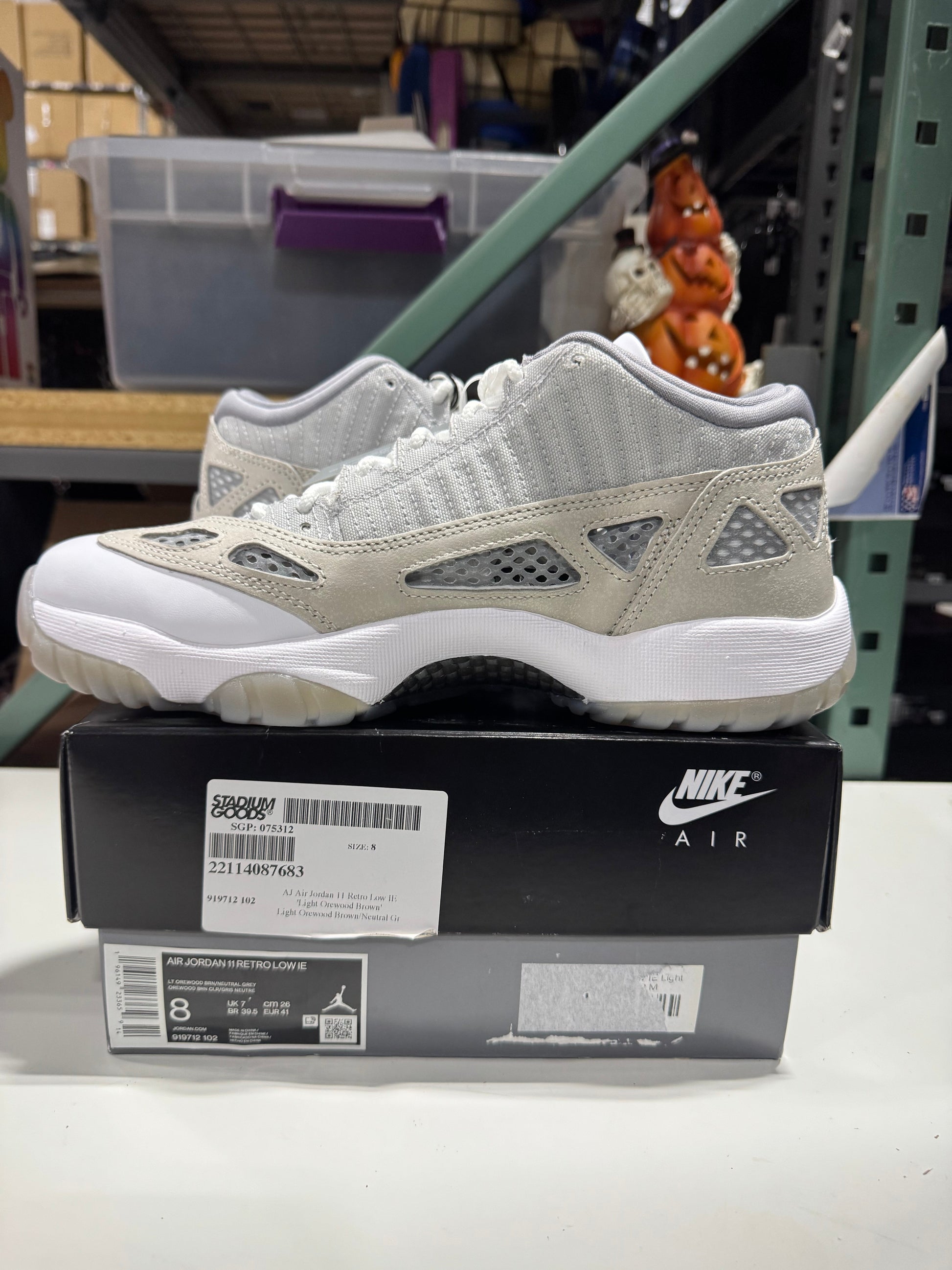 *Conditional* Air Jordan 11 Retro Low IE 'Light Orewood Brown' M 2022