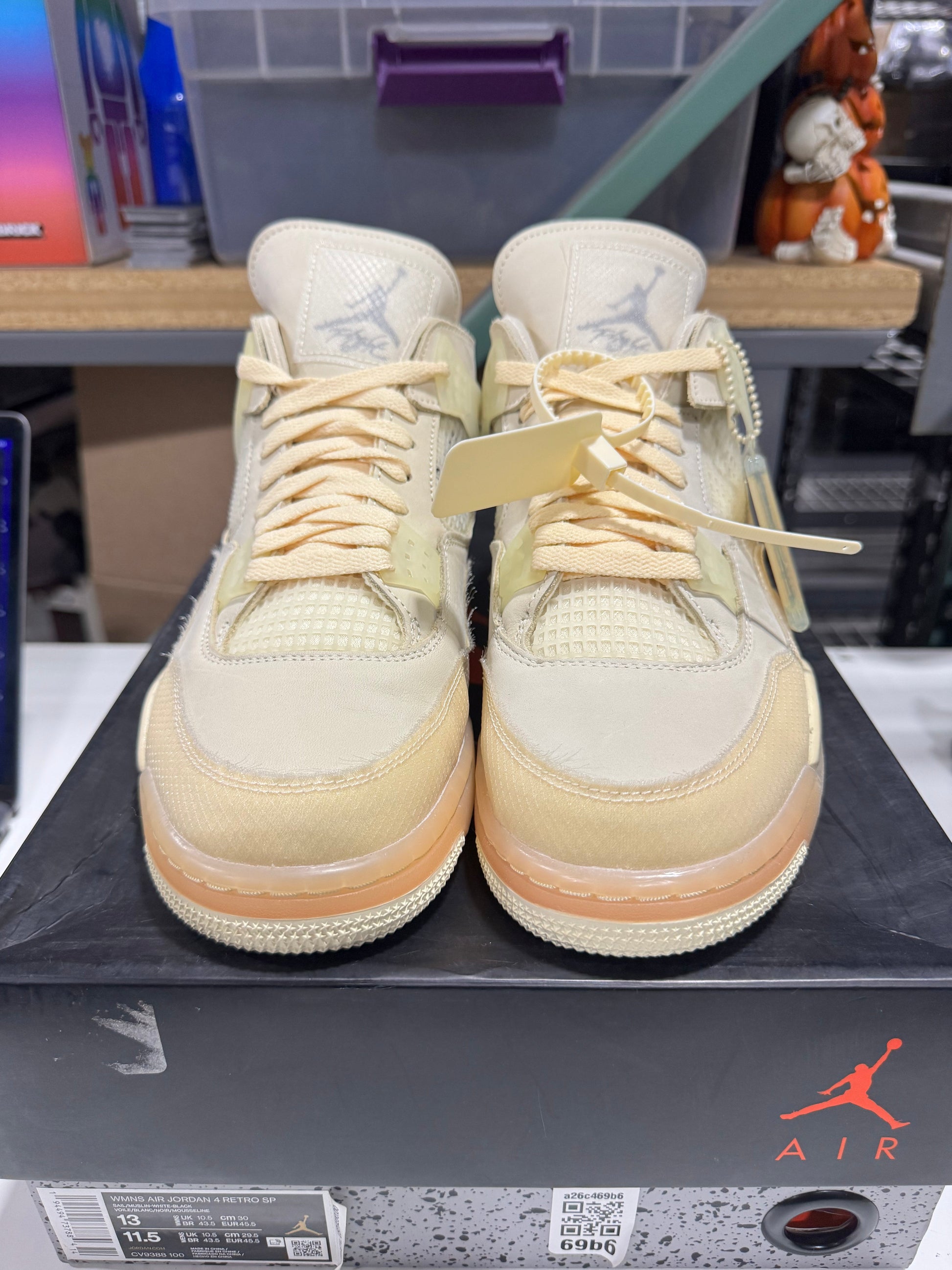 PRE OWNED (Tried On) Jordan 4 Retro Off-White Sail (W)
