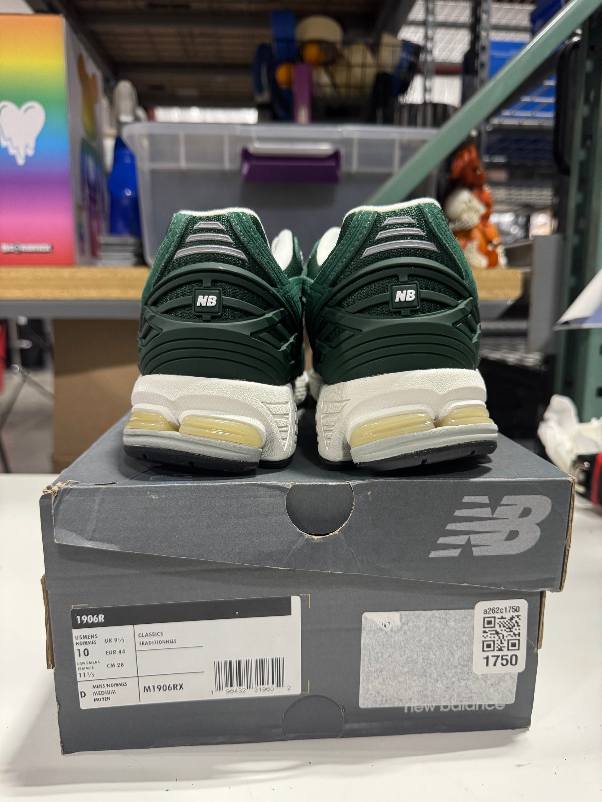 *Conditional* New Balance 1906R Nightwatch Green