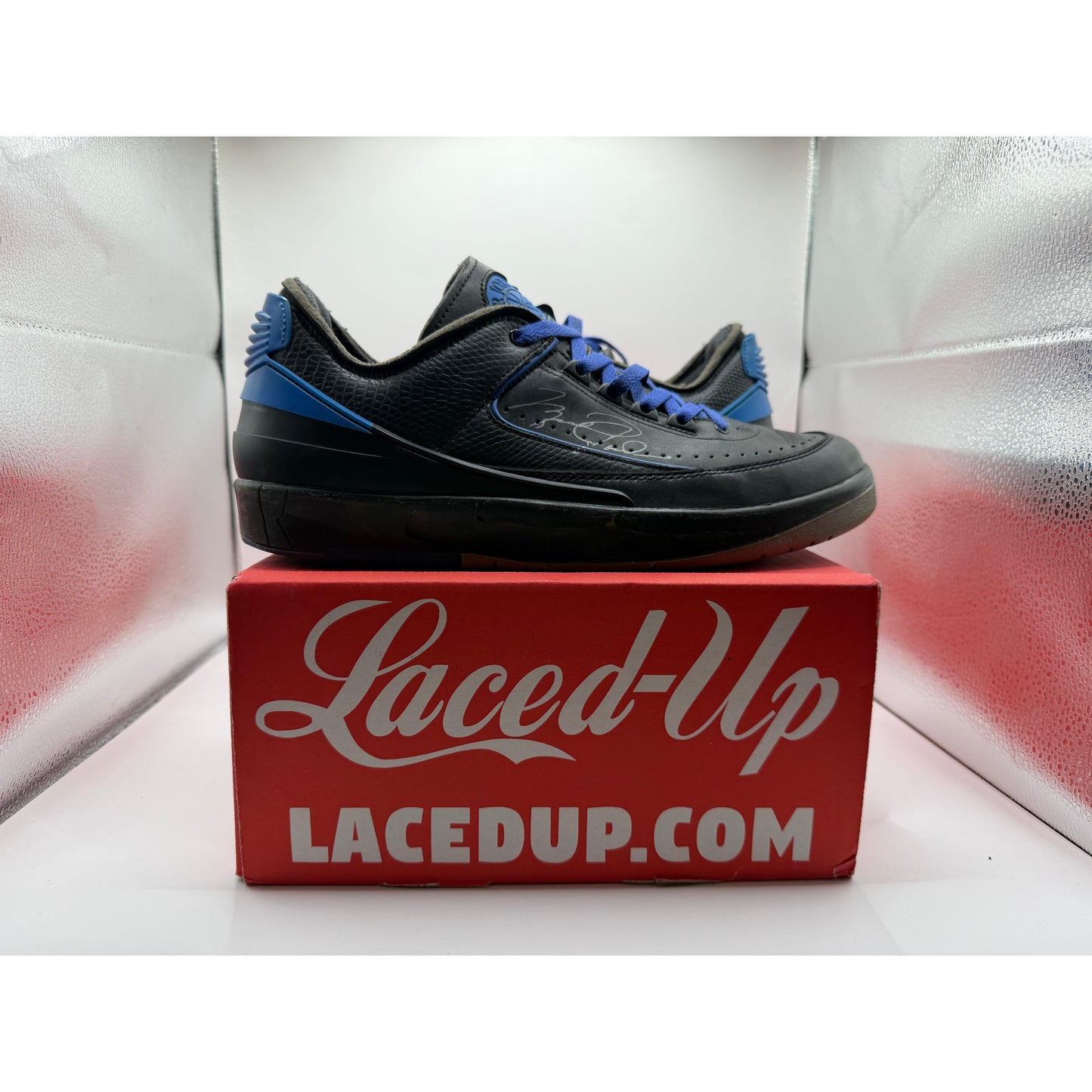 PRE OWNED Jordan 2 Retro Low SP Off-White Black Blue Conditonal