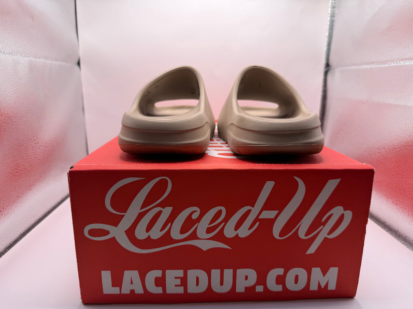 PRE OWNED adidas yeezy slide “pure” No Box