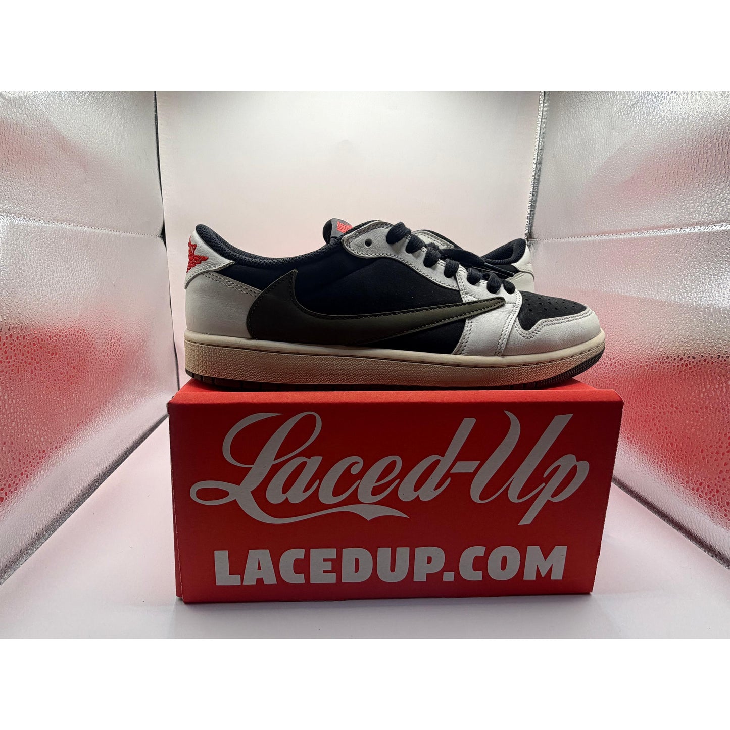 PRE OWNED Jordan 1 Retro Low OG SP Travis Scott Olive (Women's) NO BOX