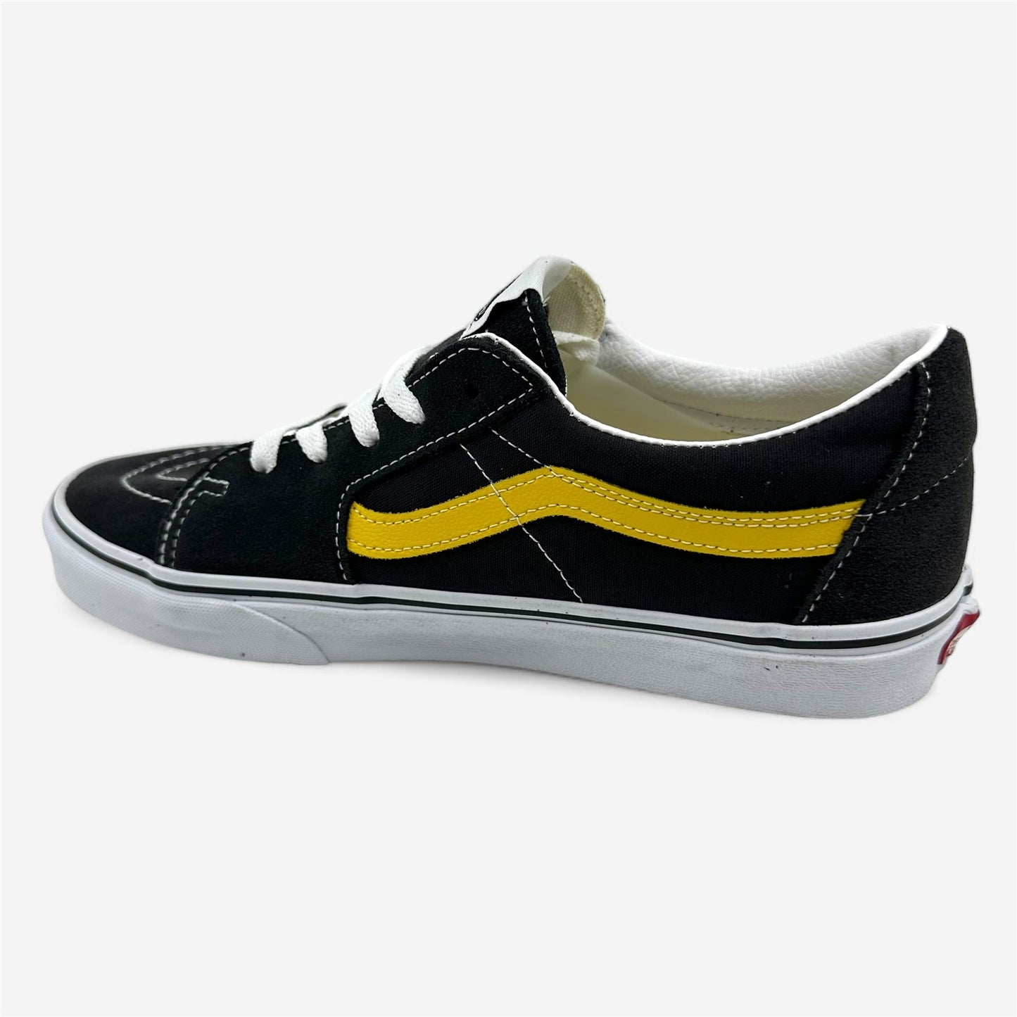 VANS SK8 Low (Utility Pop) Raven Freesia Mens Athletic Sneaker