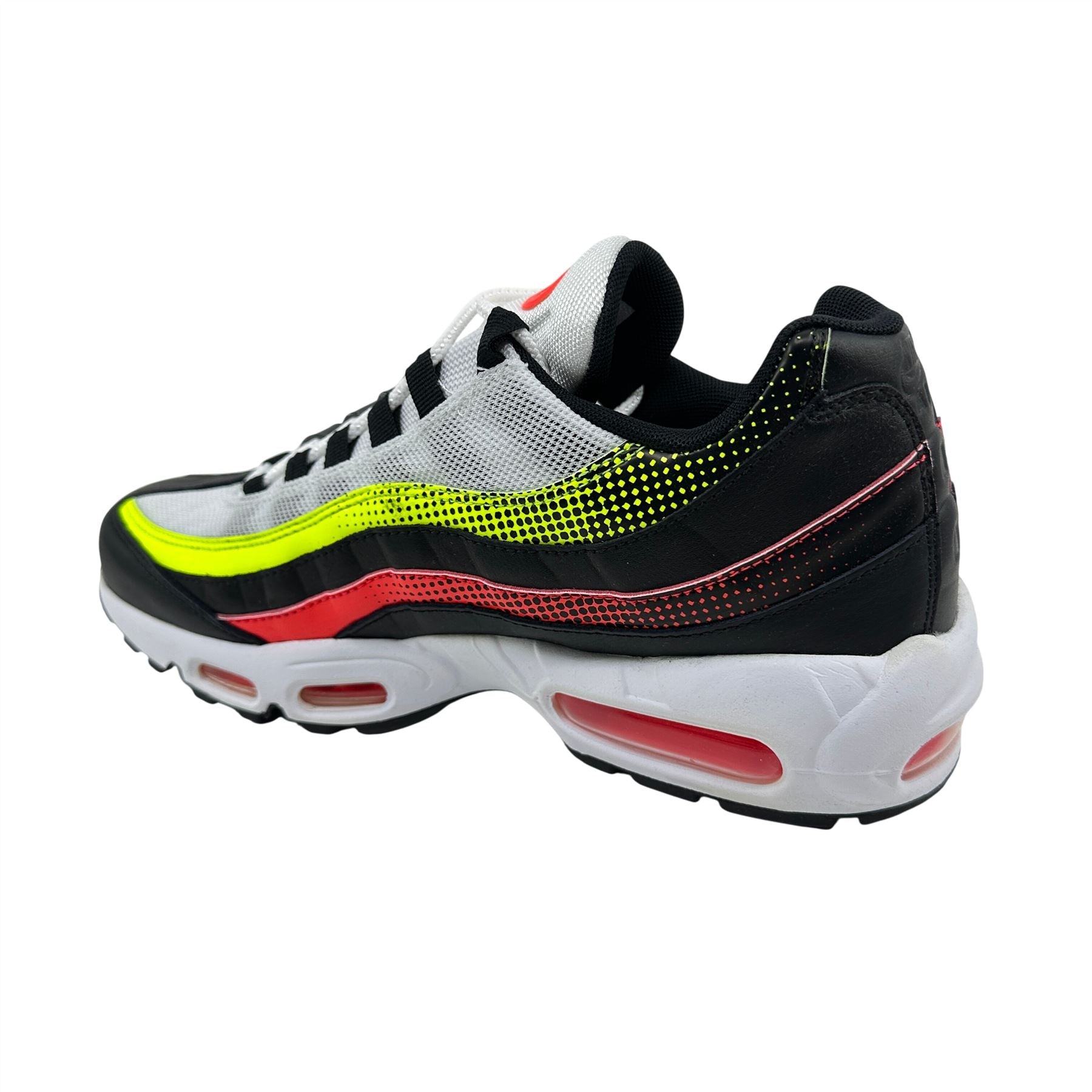 Nike Air Max 95 SE Black Aloe Verde Mens Size 9.5 Athletic Sneaker