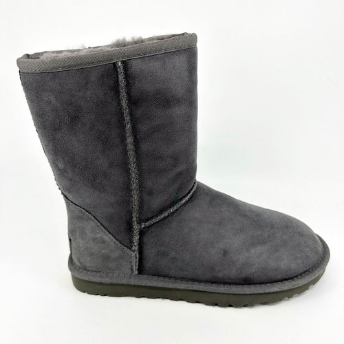 UGG Classic Short Grey Womens Size 6 Sheepskin Suede Boots