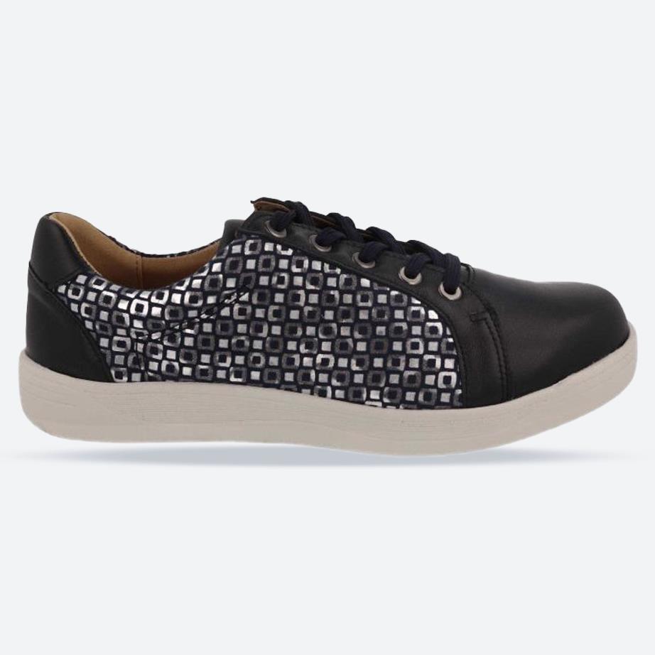 Women's Wide Fit DB Campion Shoes