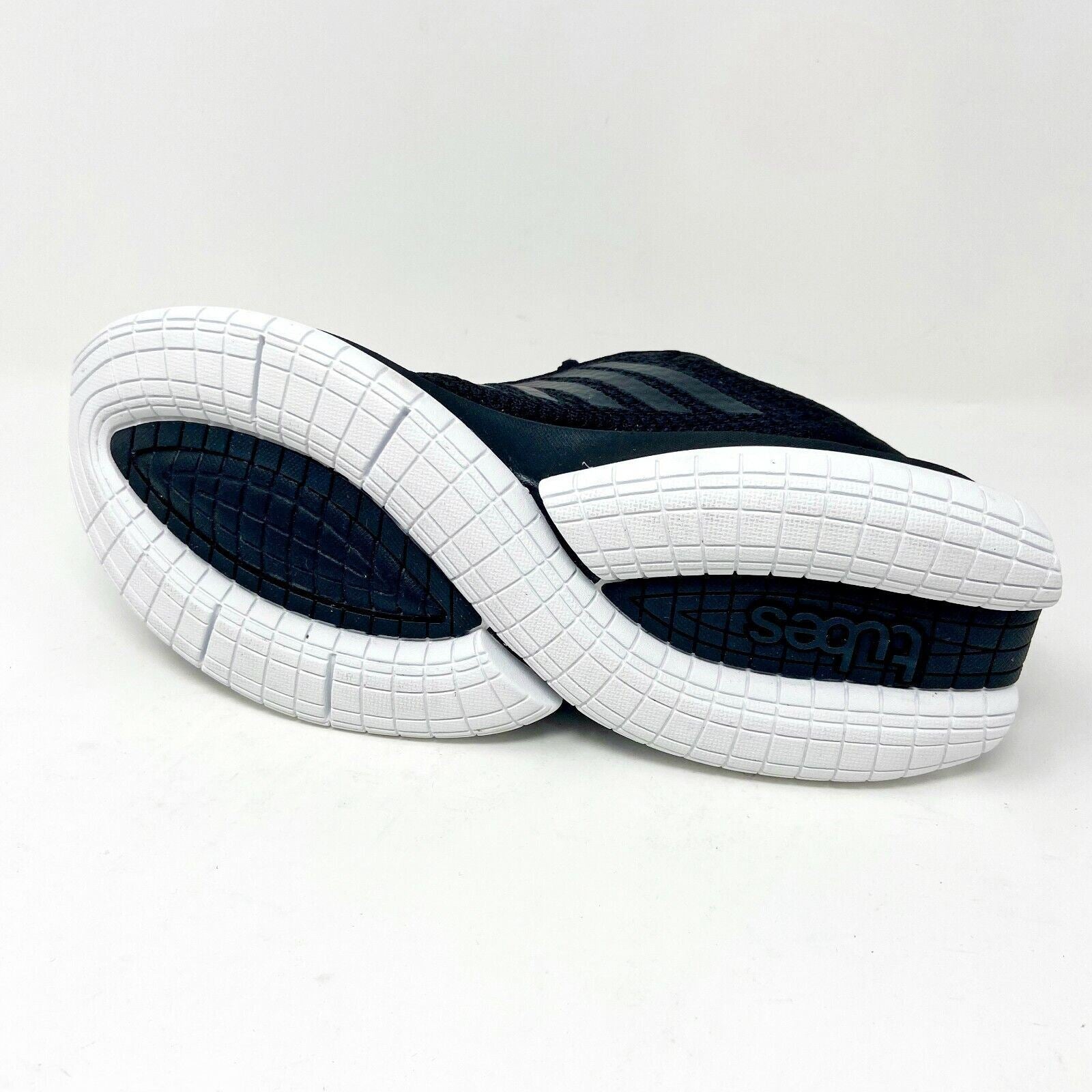 K Swiss Tubes Infinity Black White Kids Running Shoes Sneakers 85480 002