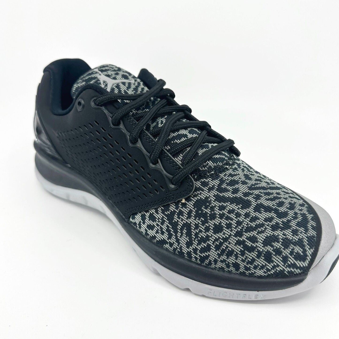 Jordan Trainer ST Black White Wolf Grey Elephant Print Mens Sneakers 820253 010