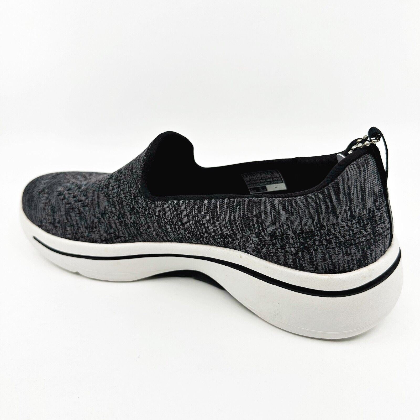Skechers Go Walk Arch Fit Finley Black White Womens Size 6.5 Slip On Shoes