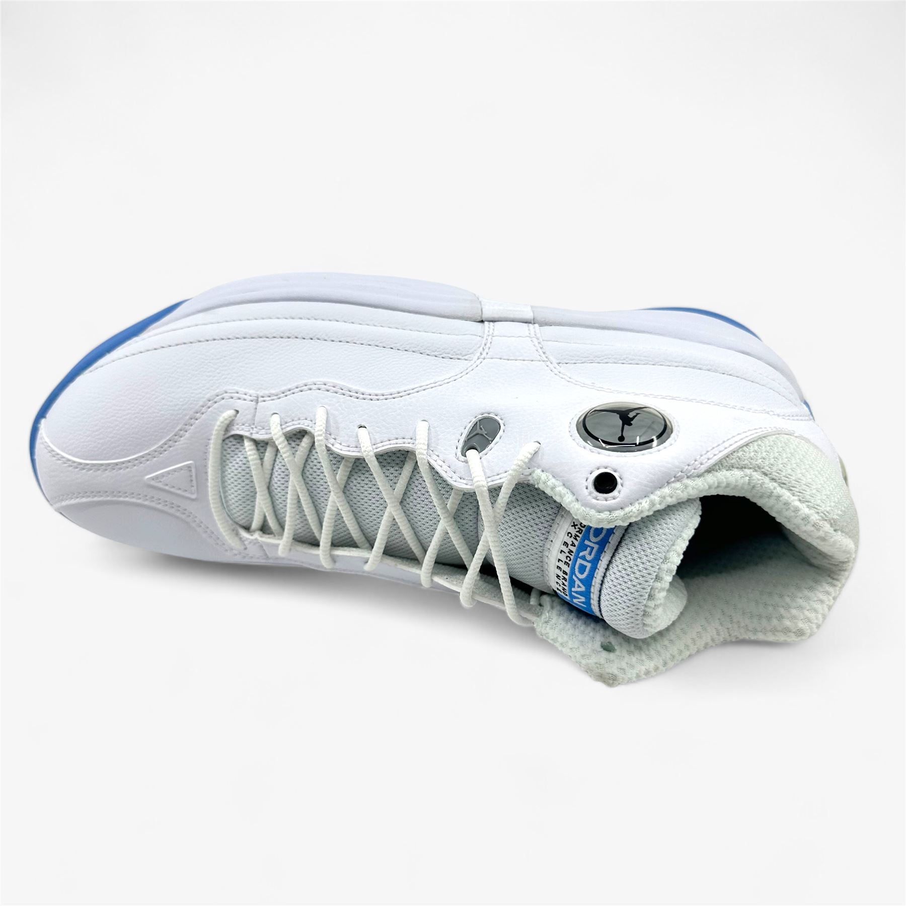 Jordan Jumpman Team 1 White Black University Blue Gray Mens Athletic Sneaker